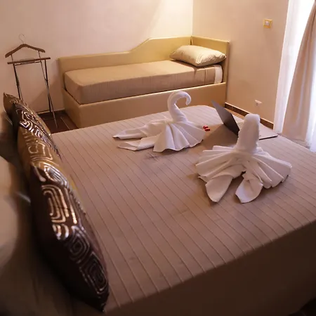 Lighthouse Suites Trastevere-3